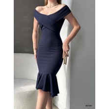 Moda Feminen Ithal Krep Kumaş Madonna Yaka Volanlı Lacivert Elbise 581344