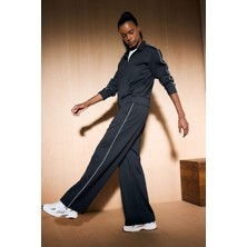 DeFacto Warmtech Wide Leg Geniş Paça Cepli Biyeli Standart Boy İçi Yumuşak Tüylü Sporcu Pantolon F3846AX25AU