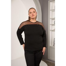 Omuzları Tül Taş Detaylı Büyük Beden Bluz Siyah