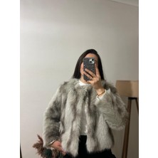 Bej-Kahverengi Karışım Desenli Kancalı Kürk Mont