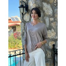 LS82681 Italyan Taş Baskılı Triko Bluz Vizon