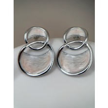 İkili Halkalı Görünümlü Gümüş Renk Modern Tasarım Küpe