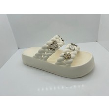 Rahat Tabanlı Ev Hastane Havuz Deniz Plaj Taşlı Terlik