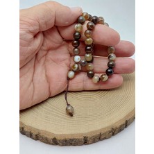 Akik Taşı Karamel Alacalı 33LÜK Özel Tasarım Tesbih 8mm (24010)