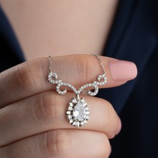 Vaoov 925 Ayar Gümüş Damla Taşlı Hediye Kolye