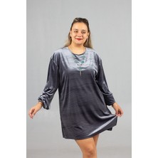 Maksimum Şıklık Kolyeli Büyük Beden Gri Kadife Tunik