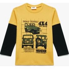 Uzun Kollu Bisiklet Yaka Araba Baskılı Pamuklu Tişört