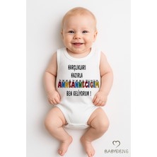 Babyden's Harçlıkları Hazırla Anneanneciğim Ben Geliyorum Yazılı Unisex Kolsuz Çıtçıtlı Body Bebek Zıbın