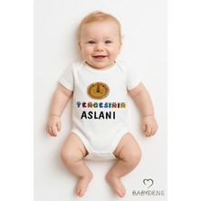 Babyden's Yengesinin Aslanı Yazılı Bebek Body | Pamuk Çıtçıtlı Zıbın Tulum | Unisex Kısa Kollu Body