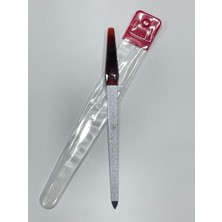 Metal Tırnak Törpüsü, Göz Alıcı ve Dayanıklı Manikür Aracı