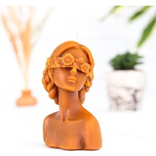 Mitr Gözü Çiçekli Kadın Temalı Doğal Balmumu Mum (Sıcak Döküm)