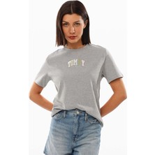 Tommy Jeans Kadın TIŞÖRT-DW0DW21337