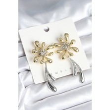 Çiçek Model Gold Gümüş Renk Kadın Küpe