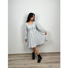 Vazıradk Uzun Kollu Kare Yaka Düğme Detaylı Şardonlu Elbise