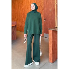 Yanlar Düğmeli Tesettür Takım Zümrüt Yeşili