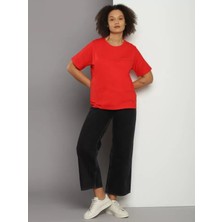 Saf Pamuk Logolu Kadın T-Shırt