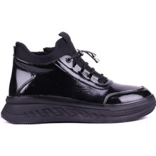 Shoetyle - Hakiki Deri Siyah Rugan Kadın Yarım  Bot - 25102253