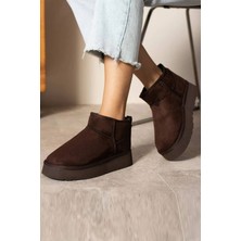 Kadın Mini Boy 4 cm Yüksek Taban  Içi Yünlü Bilekte Kısa  Bot 4010-116-0013