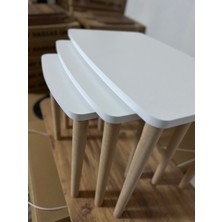 Hamadex Yalın Serisi – Beyaz Mdf 3’lü Zigon Sehpa Seti | Masif Kayın Ayak + 18 mm Mdf Tabla