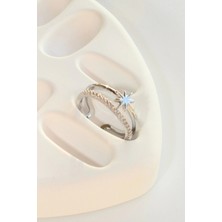 Leo'Stone Tasarım Yıldız Model Ayarlanabilir Kadın Yüzük Zirkon Taşlı İnce Yarım Tur Gümüş Materyal