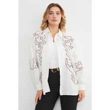 Geometrik Nakışlı Bol Gömlek