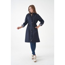 Lacivert Rüzgar ve Su Geçirmez Çıkarılabilir Kapüşonlu Beli Tünelli Bondit Kumaş Trençkot