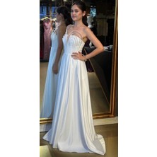 Beyaz Straplez Yaka Sırt Dekolteli Kloş Etekli Saten Uzun Abiye Elbise 11088