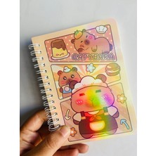 Capybara Kapibara Defter Spiralli Çizgili Yaldızlı Parlak Kapak 15X11 cm