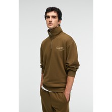 Grimelange BRAM Erkek %100 Pamuk Dik Yakalı Yarım Fermuarlı Baskılı Haki Sweatshirt