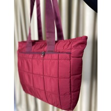 Vellichor Geniş Hacimli Kapitone Kol Çantası Kırmızı