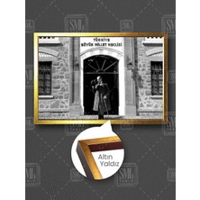 Türkiye Büyük Millet Meclisi Önünce Atatürk Makam Arkası Dekor Çerçeveli Yatay Kanvas Tablo