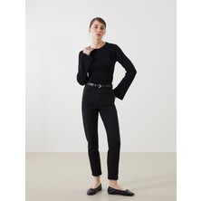 Lc Waikiki Yeni Sezon Beli Kemerli Mom Fit Kadın Jean Pantolon
