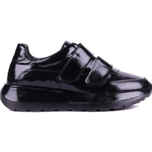 Shoetyle - Hakiki Deri Siyah Rugan Cırtlı Kadın Günlük Ayakkabı - 25101397