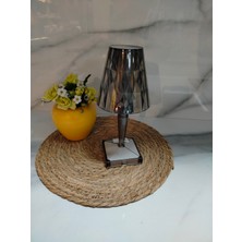 Lupin LED Masa Lambası