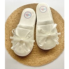 İrembaby Anne Beyaz Incili Tasarım Lohusa Terliği Özel Kumaş Malzemesi ile Şık ve Rahat