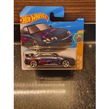 Hot Wheels 1/64 Nissan Skyline Gt-R BCNR33