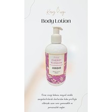 ANGİE Kiraz Çiçeği Özlü ANGIE Vücut Losyonu 250ML Nemlendirici Etkisiyle Unisex Kullanıma Uygun