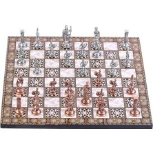 Orta Boy Metal Roma Satranç Takımı Antik ve Sedef Desenli Mdf Ahşap Satranç Tahtası (37X37 Cm.)