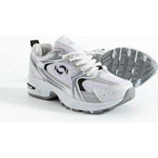 Infinite8 Kız Çocuk Spor Ayakkabı Sneaker Beyaz Gümüş Renkli Düz Taban Tekstil Malzemeden Üretilmiştir