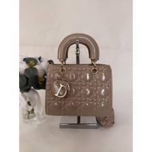 Melecco Mini Kapitone El ve Omuz Çantası Suni Deri Su Geçirmez Özellikli Orta Boy Modelleri