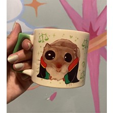 Westartic Sad Üzgün Hamster Avukat Temalı Seramik Kupa Bardak Fincan 250 ml Yeşil Renkli Tasarım