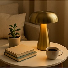 Büyük Şarjlı Gold Mantar Masa Lambası – Modern Dekoratif LED Abajur