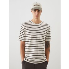 Lc Waikiki Yeni Sezon Bisiklet Yaka Kısa Kollu Çizgili Erkek Tişört