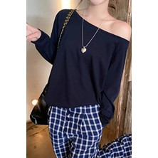 Tarz Cool Kadın Oversize Uzun Kollu T-Shirt Lacivert Geniş Kayık Yaka %100 Pamuk Casual Stil