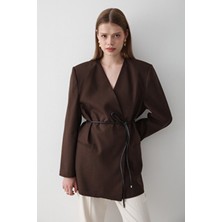 Jaste Kadın Kruvaze Kemer Detaylı Oversize Blazer Ceket KAHVERENGİ