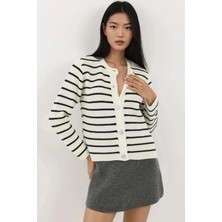 Hiccup Kadın Düğmeli Şeritli Hırka Beyaz