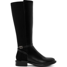 Kadın Siyah Fermuarlı Toka Detaylı Çizme 25WFE401414