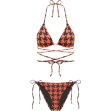 Kazayağı Desen Turuncu Üçgen Bikini Takım