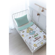 Organik Baskılı Montessori (100X200 Cm) Yorgan Seti  - Iconic Serisi - Alice's Party