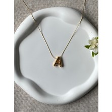 Kadın Balon A Harf Kolye - Bombeli Harf Kolye